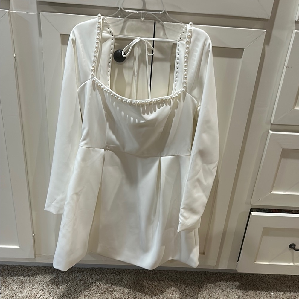 Elegant White Wedding Dress